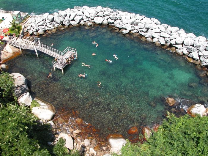 Piscina oceânica natural do Porto Real Resort