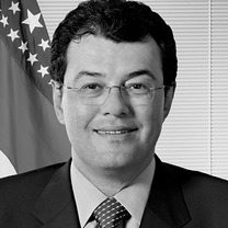 Retrato de Senador Eduardo Braga